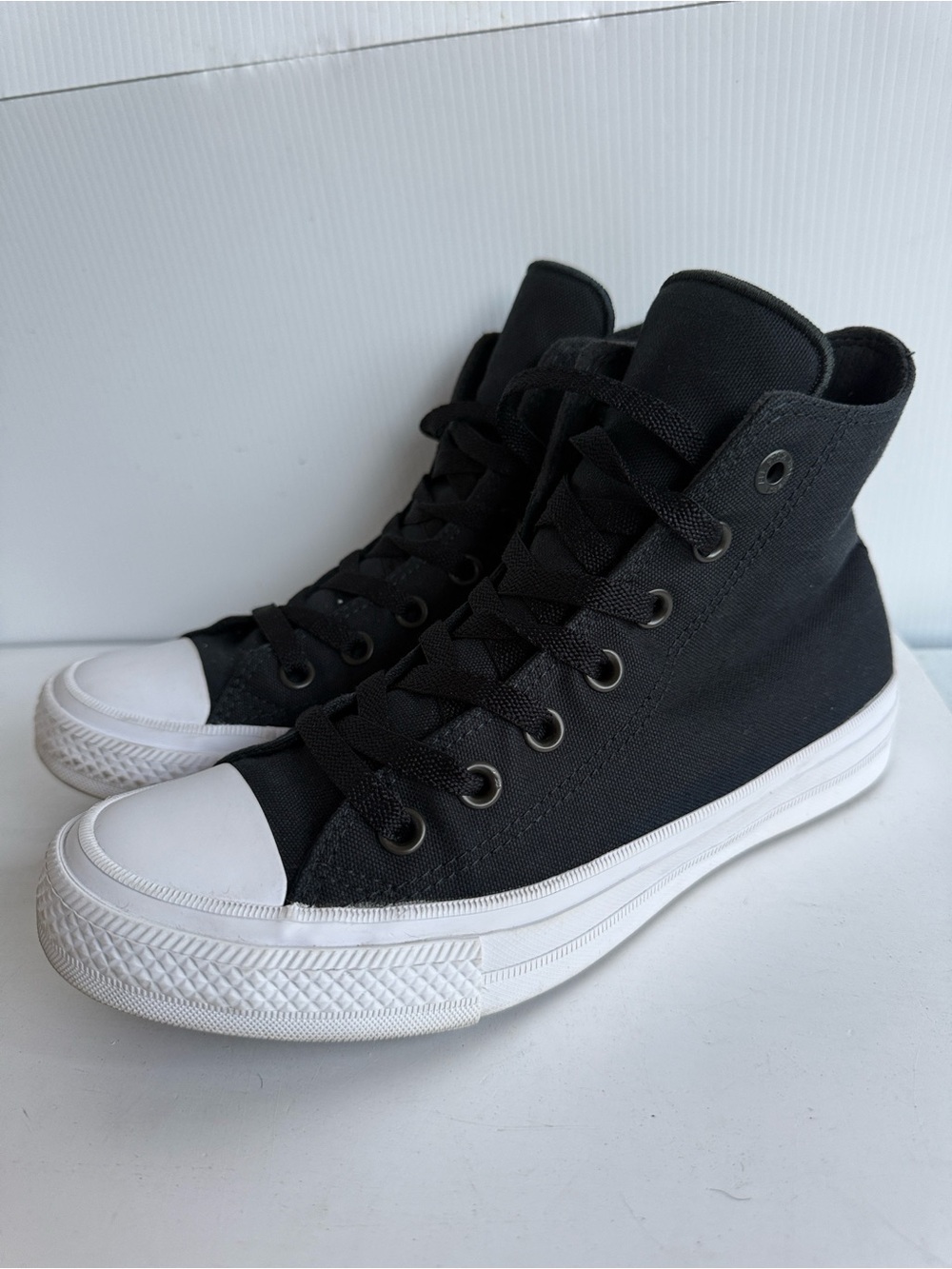 CONVERSE ALL-STAR CHUCK TAYLOR II PREMIUM HIGH TOPS SIZE 7.5 BLACK MINIMAL WEAR